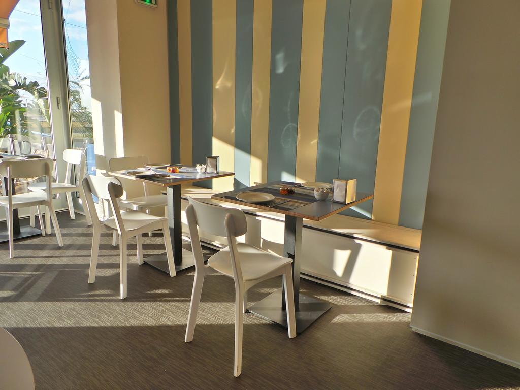 Hotel Palm Garavan 멍똥 외부 사진